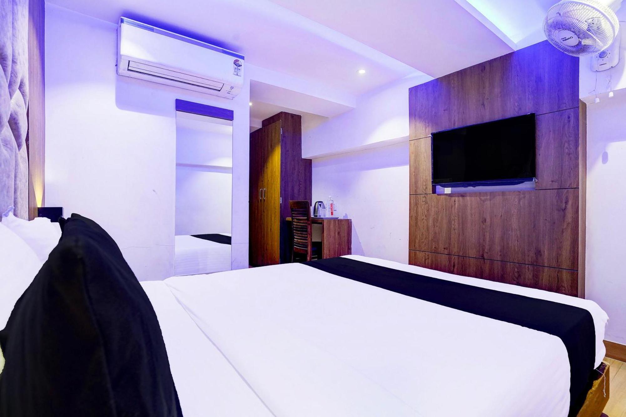 Super Hotel O Sakinaka Andheri Kurla Road Мумбаи Экстерьер фото