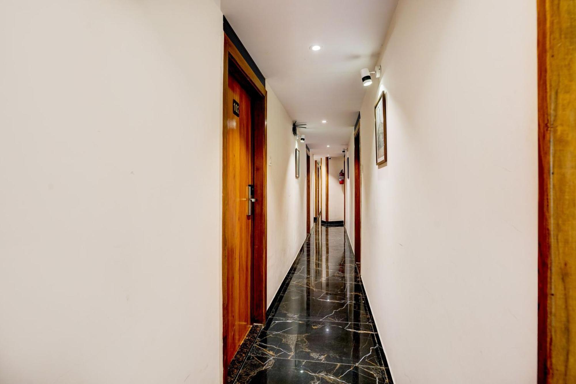 Super Hotel O Sakinaka Andheri Kurla Road Мумбаи Экстерьер фото